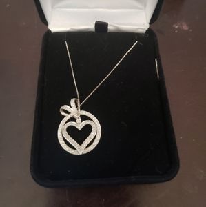 Real 18K White Diamonds Gold Heart Circle With 14k Chain Sold out!